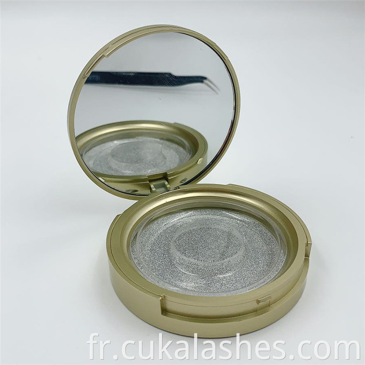 round eyelash packaging
